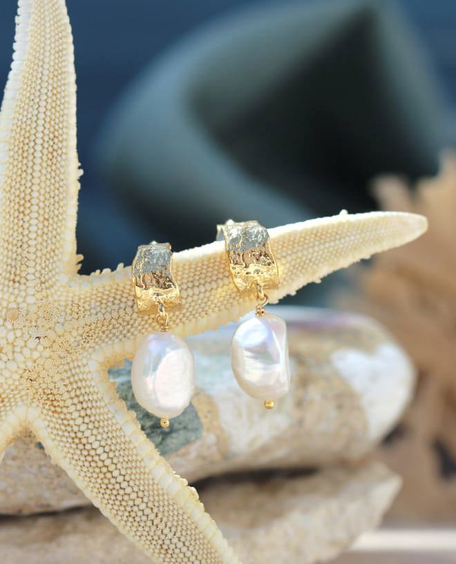 Bark Huggie Hoops with Baroque Pearls