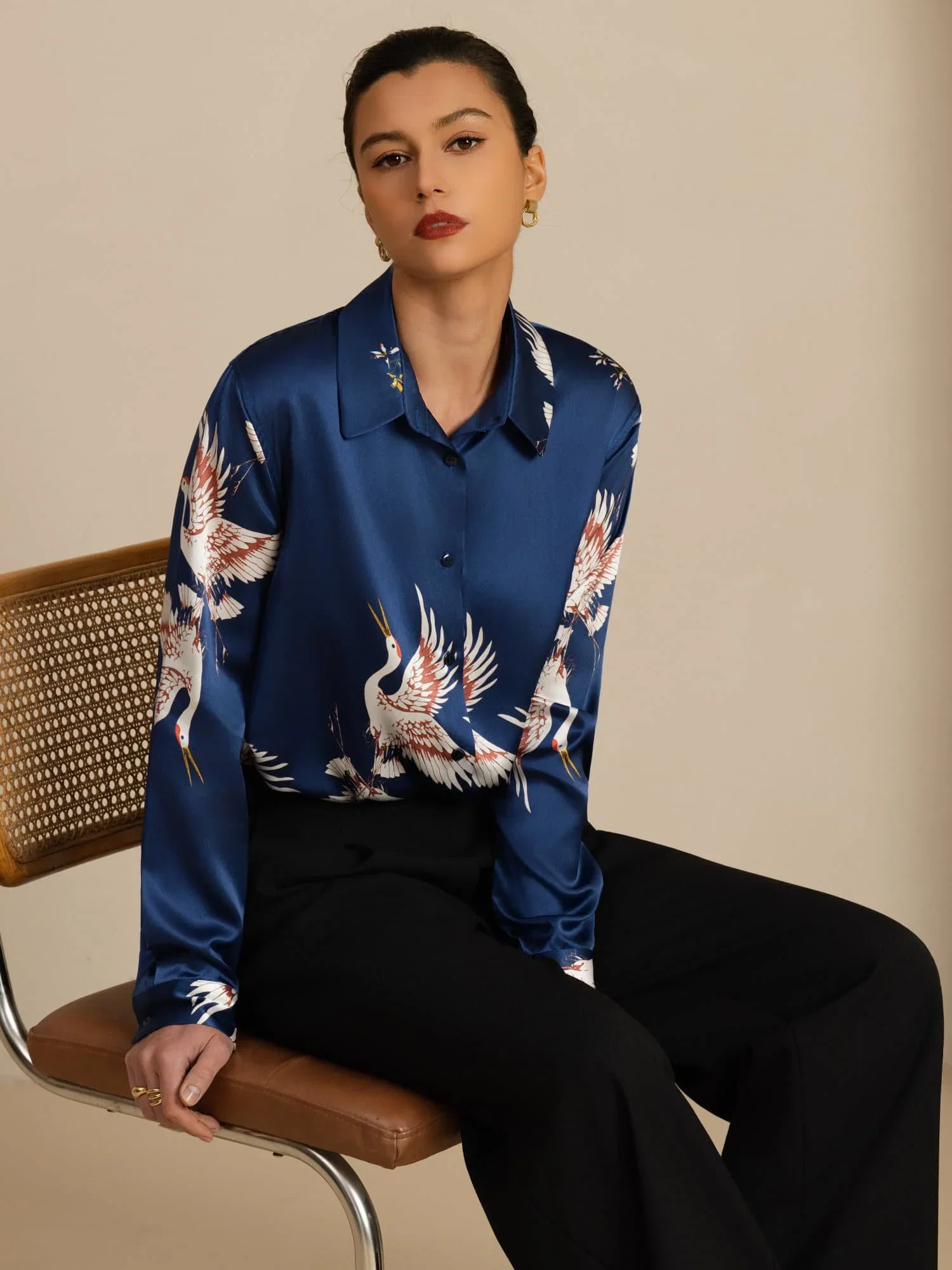 19Momme Pure Silk Long Sleeve Lapel Collar Women's Crane Print Button Blouse
