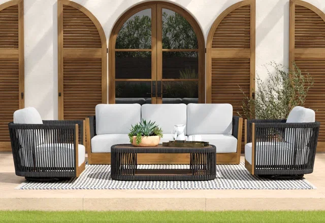 In-Stock Outdoor Seating