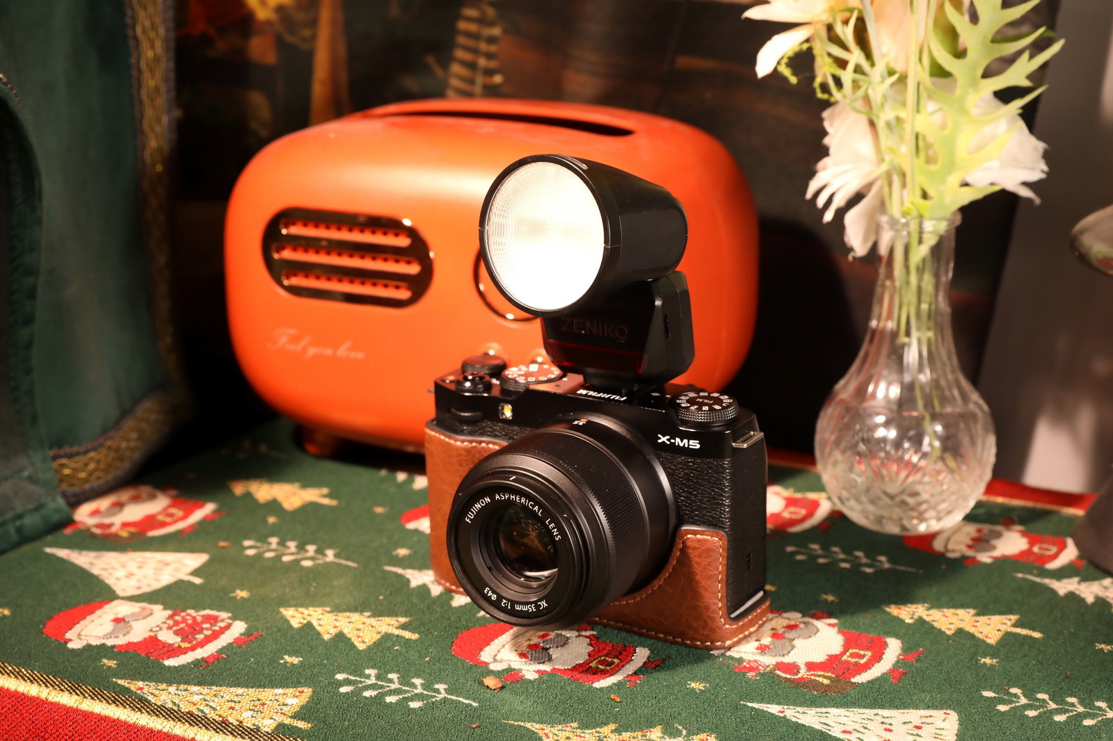 Why Is It So Hard to Find a Mini Flash That Doesn’t Suck? The $49.9 Zeniko RF12 M Might Have the Answer