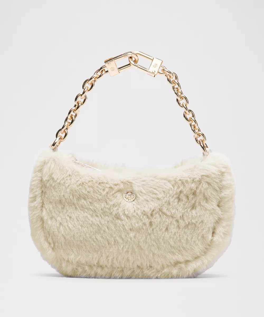 City Essentials Nano Shoulder Bag Plush Fleece