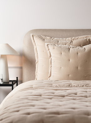 lowry velvet quilt and cushion collection