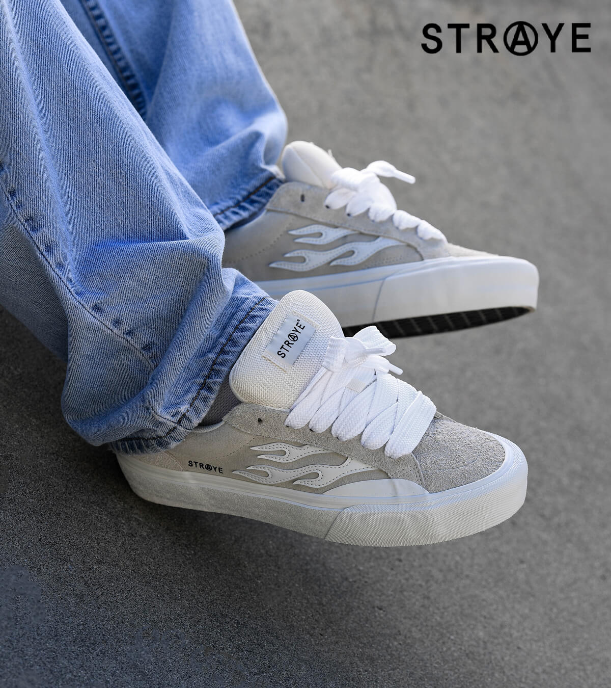 Shop Straye, featuring the Logan Puffs in cream and white