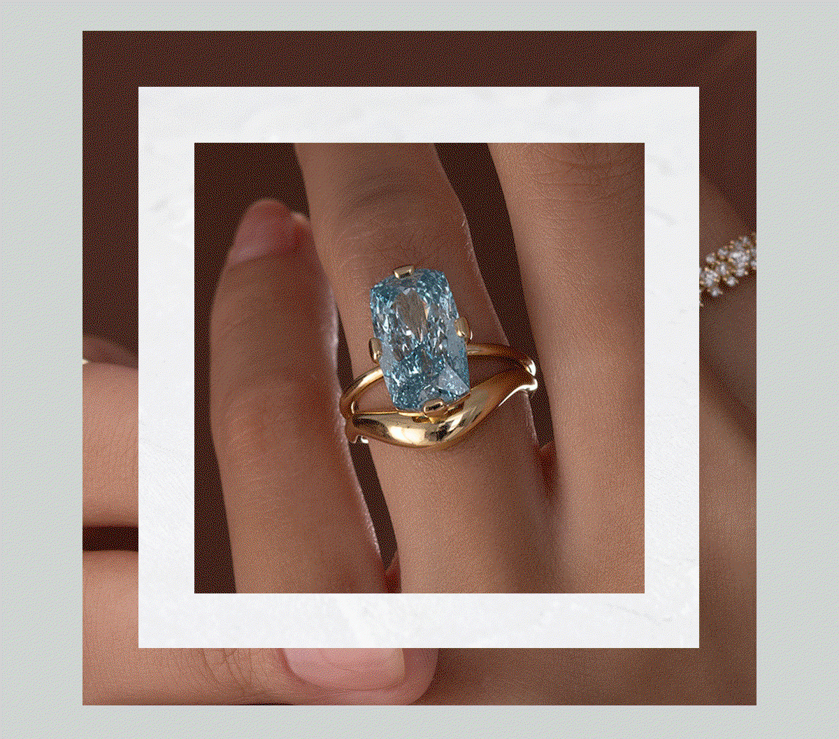 Overview of several rings included in the Engagement Ring Drop