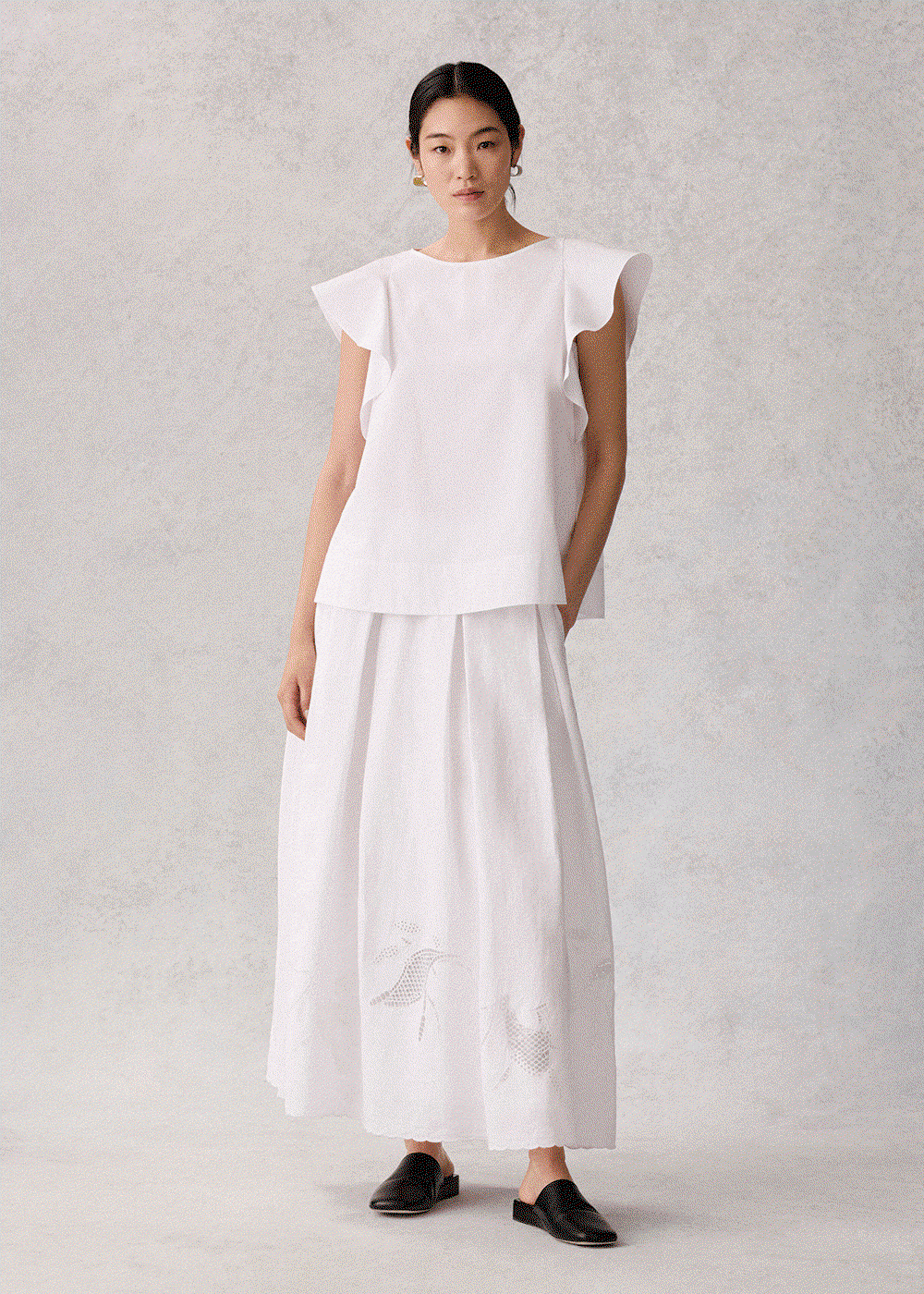 Image1_WhiteLook