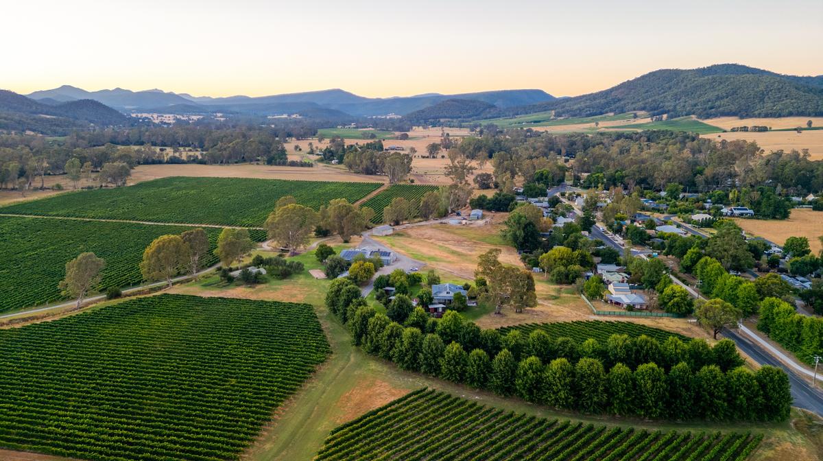 Victoria High Country Italian-Inspired Retreat with Wine Tasting & Daily Breakfast Hamper