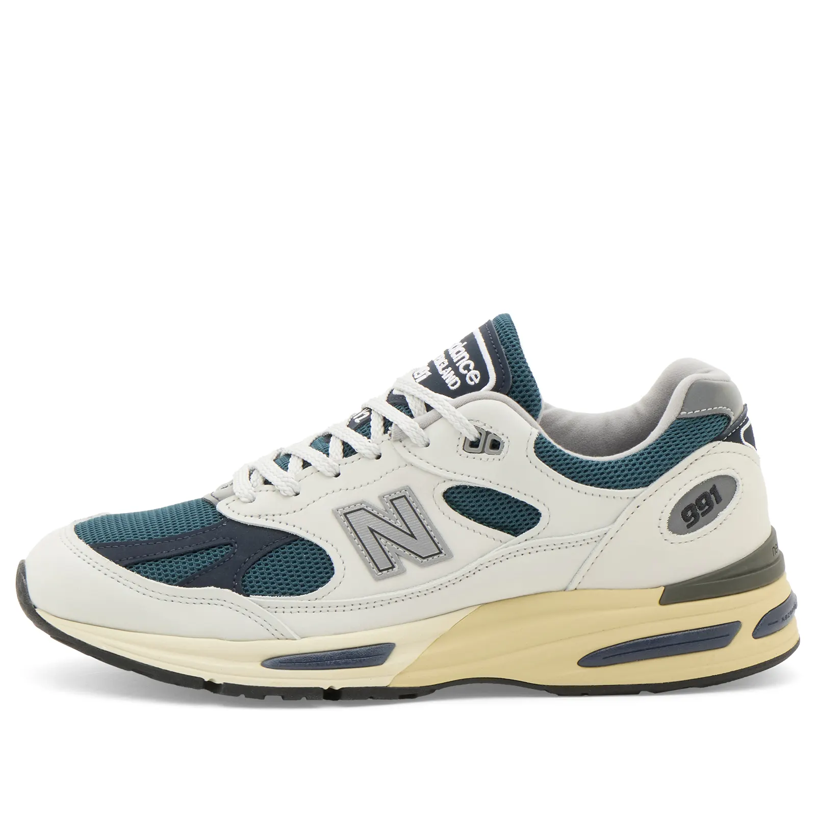 New Balance 991v2