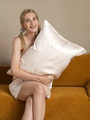 Image of 19 Momme 100% Mulberry Zijde Kussensloop - Sneeuwknop Lelie
