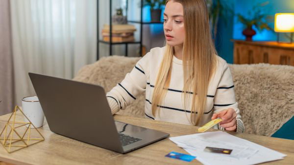 Comment trouver tous les comptes bancaires d'un parent décédé?