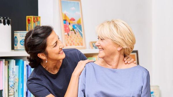 Quand le lien passe par le soin : aidantes et soignante nous racontent
