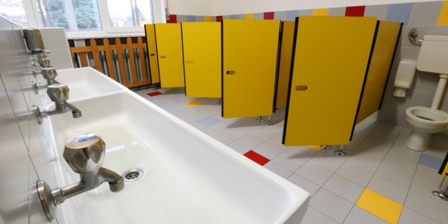 À Paris, des parents dénoncent