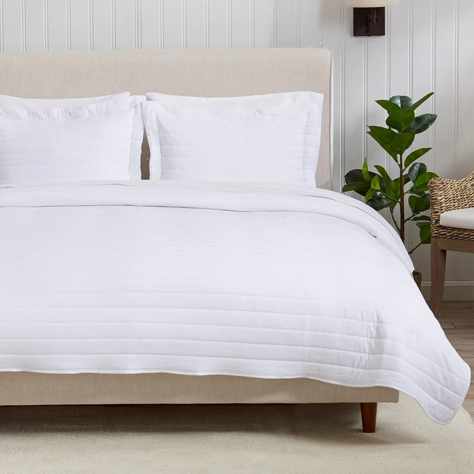 Image of Solid Striped Quilt - Virginia Collection