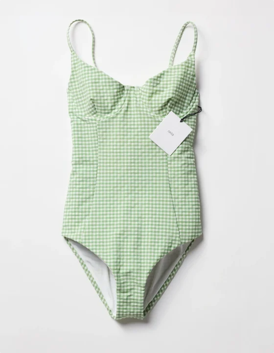 SHOP ITEMS WITH TAGS