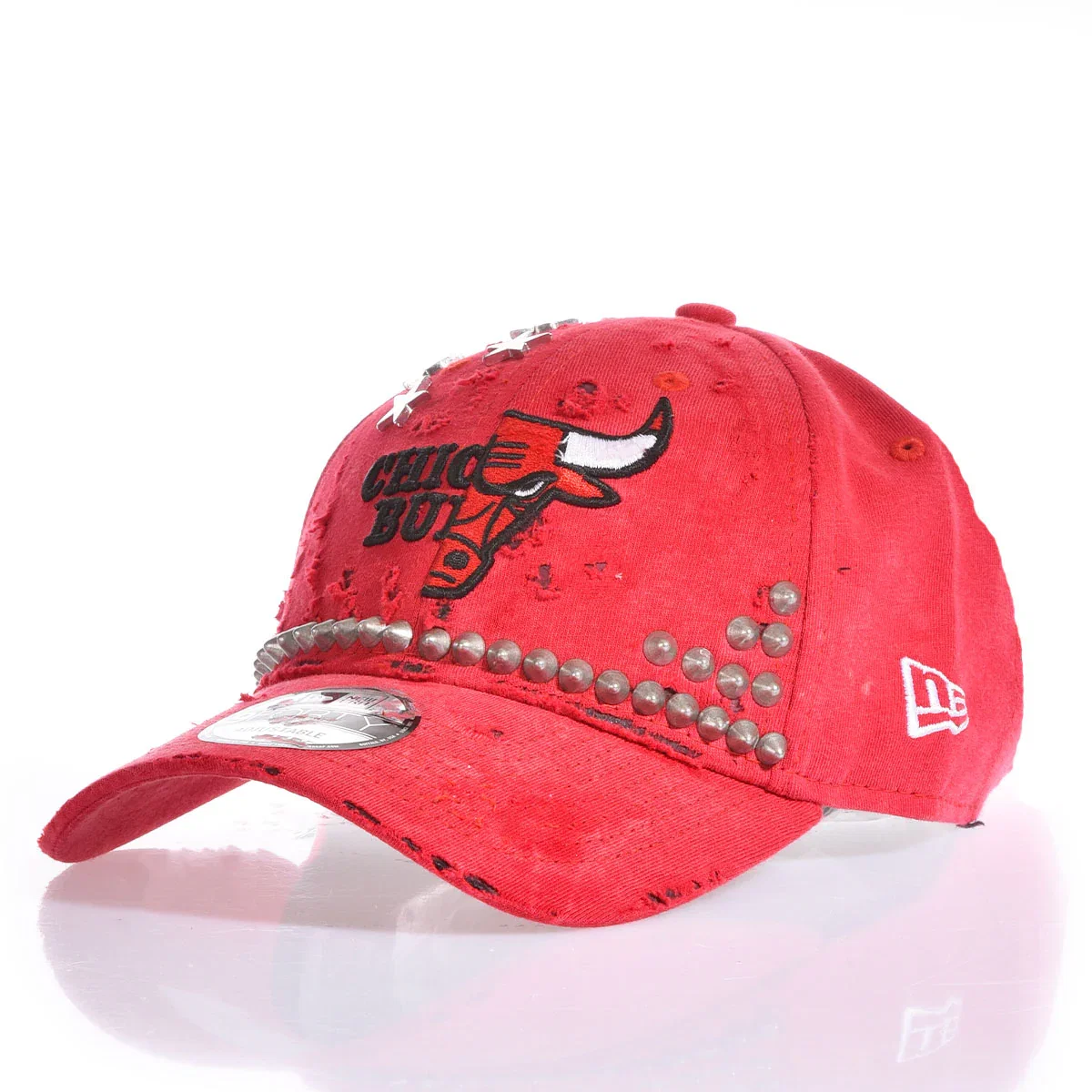 Image of New Era Chicago Bulls Red Studs