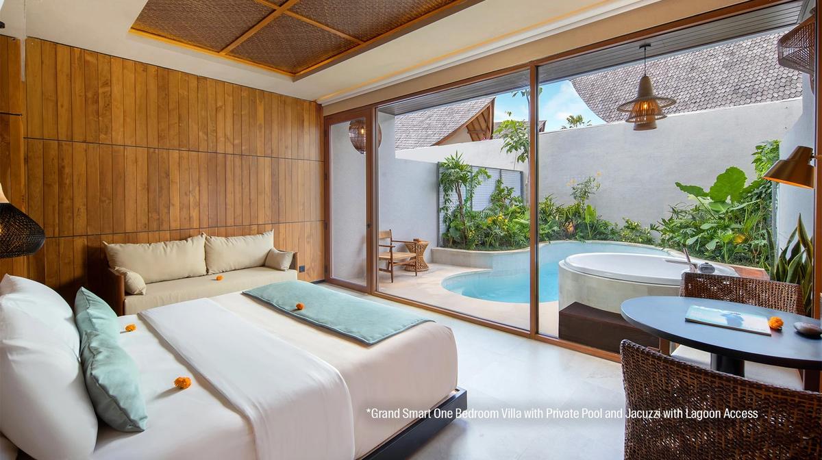 Romantic Seminyak Suites & Villas with Daily Breakfast, Nightly Dinner & Free-Flow Cocktail Hour