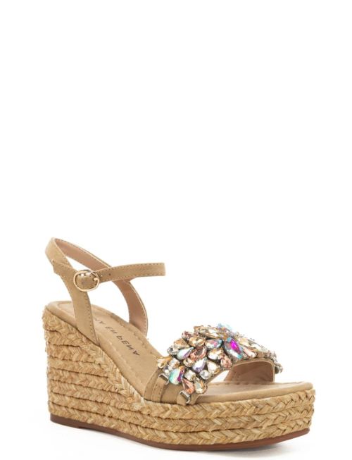 https://kimaccessori.it/scarpe-alte-da-donna-con-pietre-multicolor-cucite-sulla-fascia-frontale-sabbia-alma-en-pena-v2651114-sand