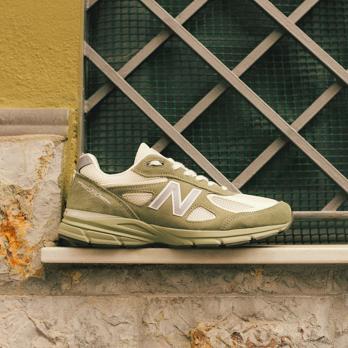 Men's Latest Sneakers