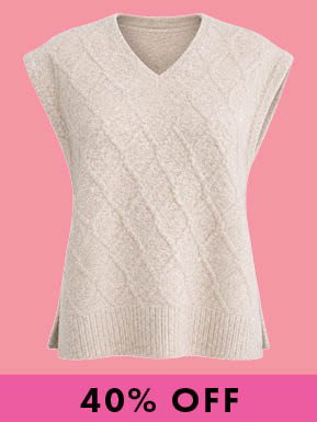 Cable Knit V-neck Vest in Oatmeal Marle