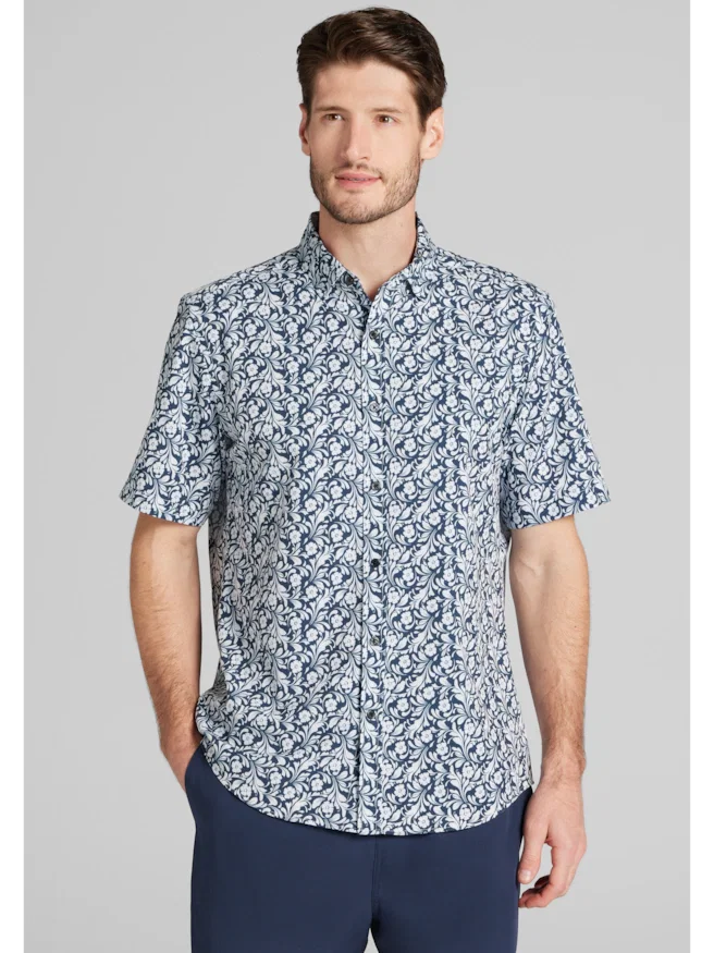 Traveler® COOL<i>MOTION</i> Traditional Fit Short Sleeve 4‑Way Stretch Button Up Shirt