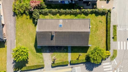 Deze 3 woningen zijn nu te koop in Wichelen