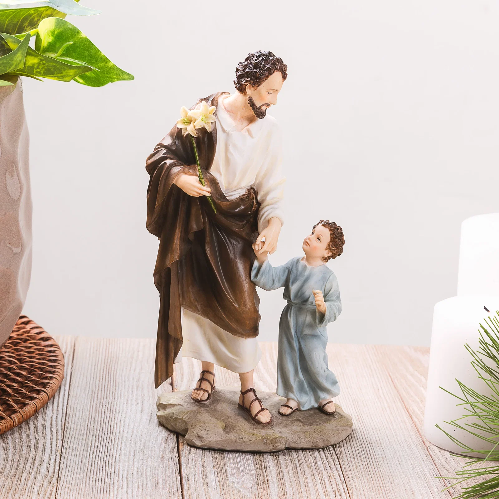 St. Joseph in Child Jesus Veronese Statue - 8.25