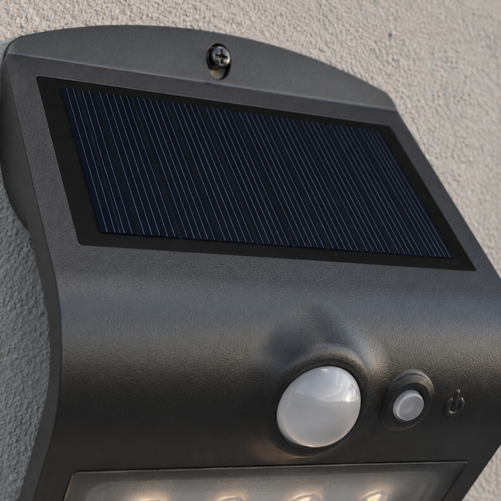 sturdy wall light with a monocrystalline solar panel