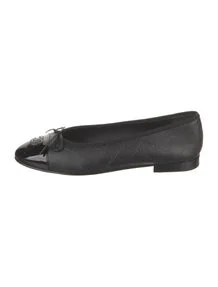 Interlocking CC Logo Leather Ballet Flats