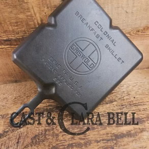 A customer favorite!  Unique Griswold Cast Iron Colonial Breakfast Skillet! P/N 666 B. Great for bacon and eggs!