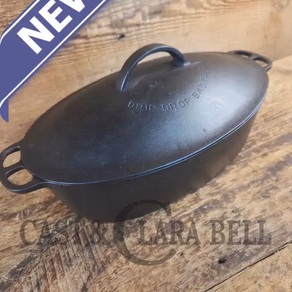 A bread maker's dream.  Very Hard to Find Wagner Stylized Logo Oval Roaster with Turtle Top, sawtooth drip lid