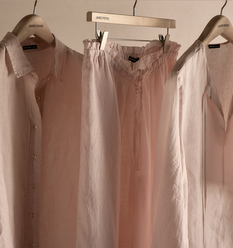 WOMEN'S VACATION SHOP