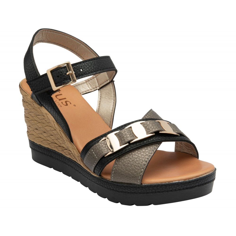 Image of Tassere Sandals