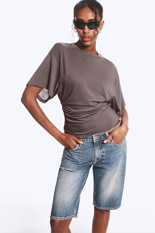 DRAPED FITTED T-SHIRT