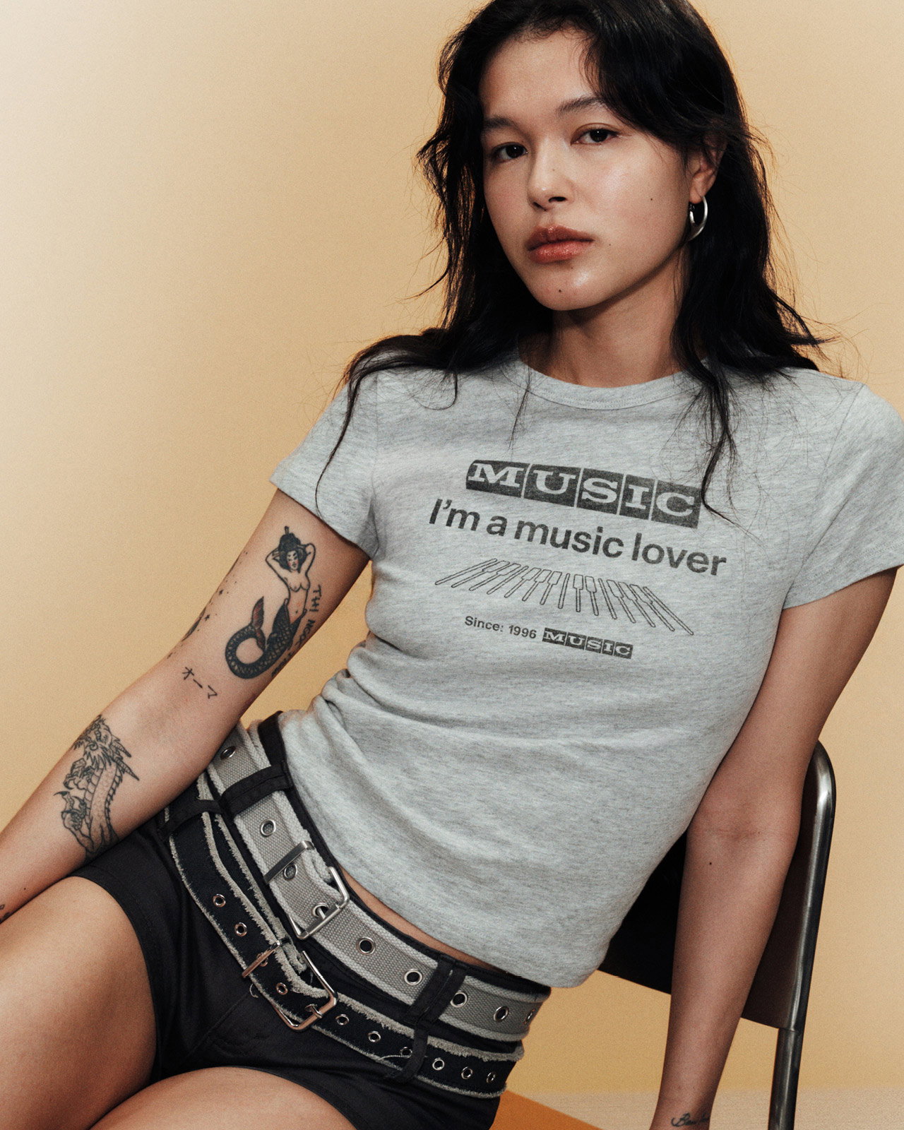 WOMEN'S T-SHIRTS AND TOPS