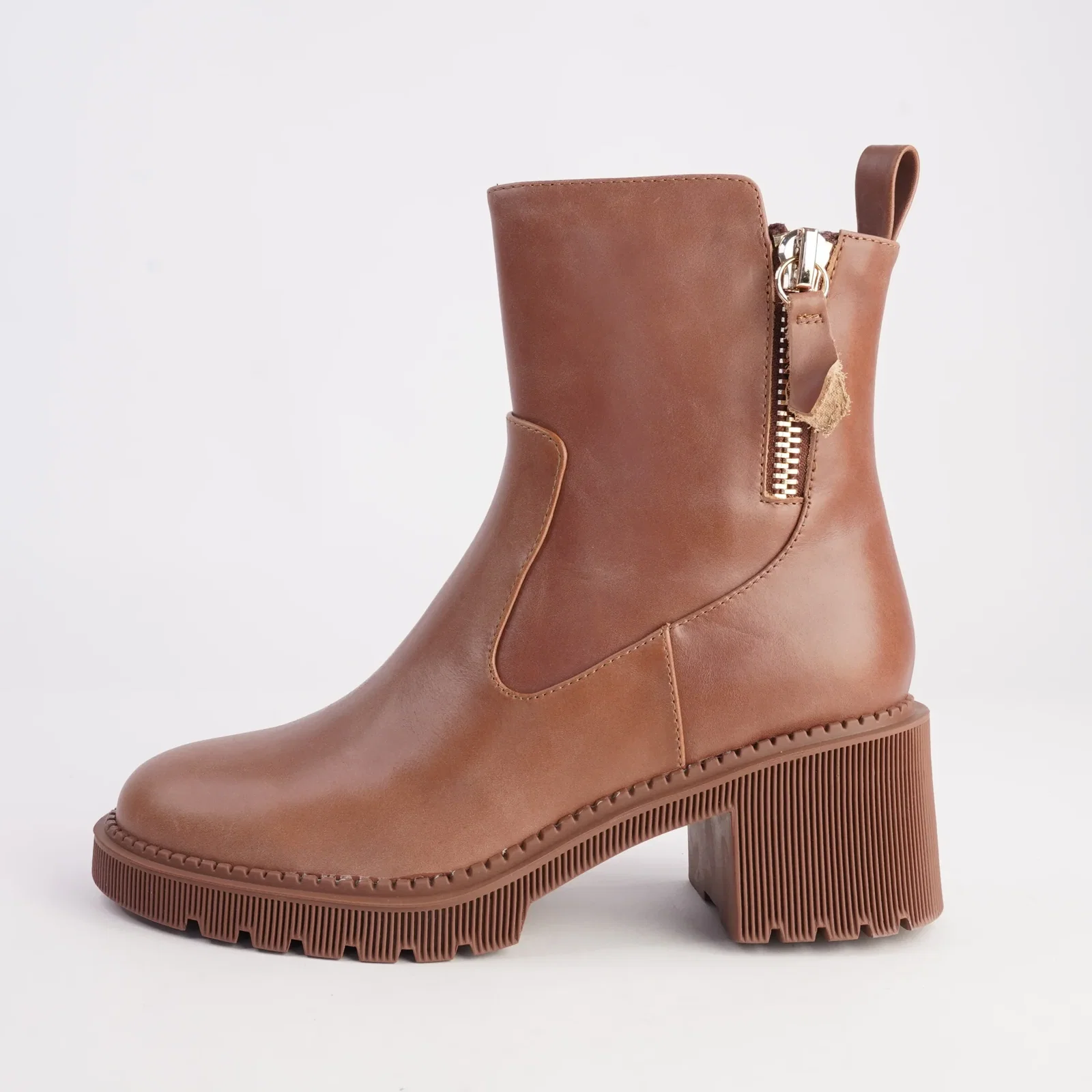 Image of Zareks New Cognac Leather Ankle Boots
