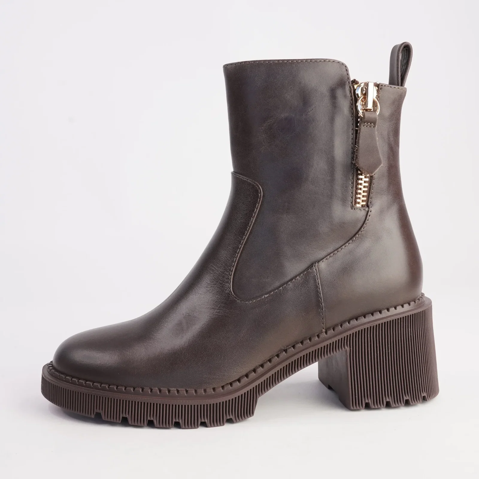 Image of Zareks Choc Leather Ankle Boots