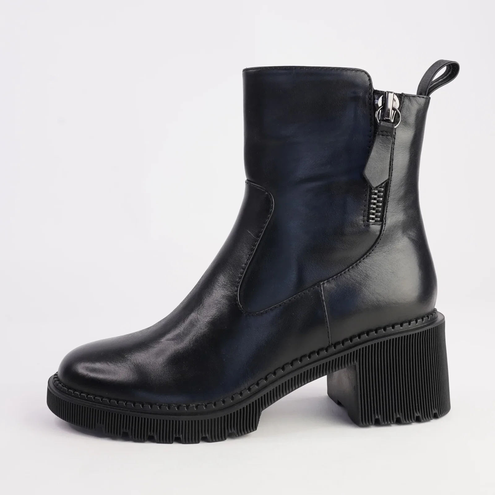Image of Zareks Black Leather Ankle Boots