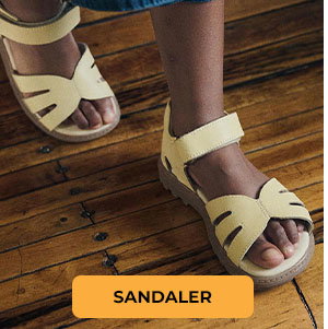 Shop sandaler