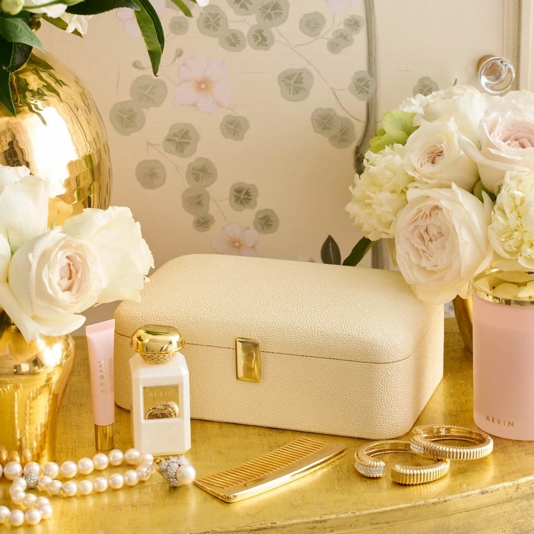 DECORATIVE BOXES