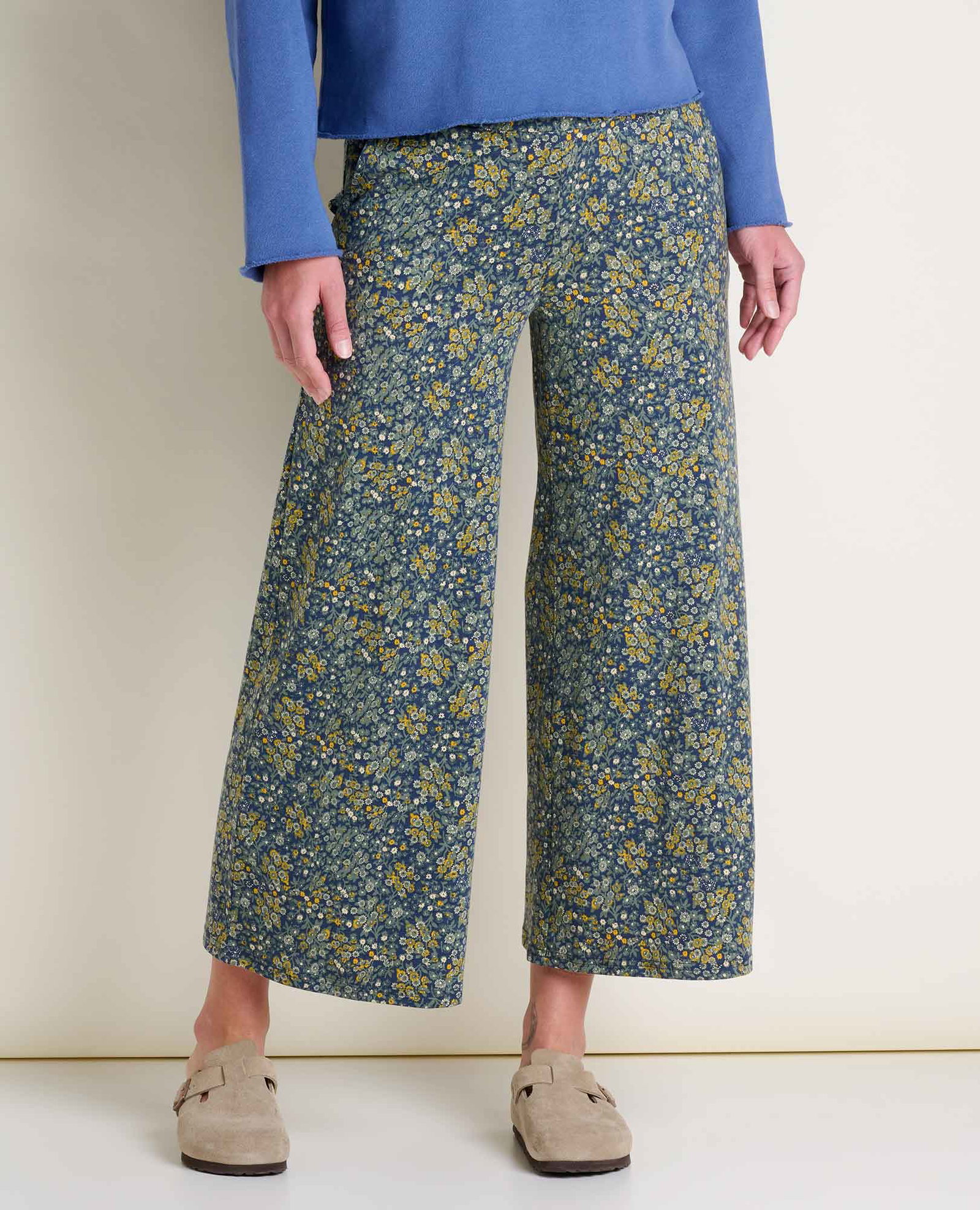 Image of Chaka Wide Leg Crop Pant