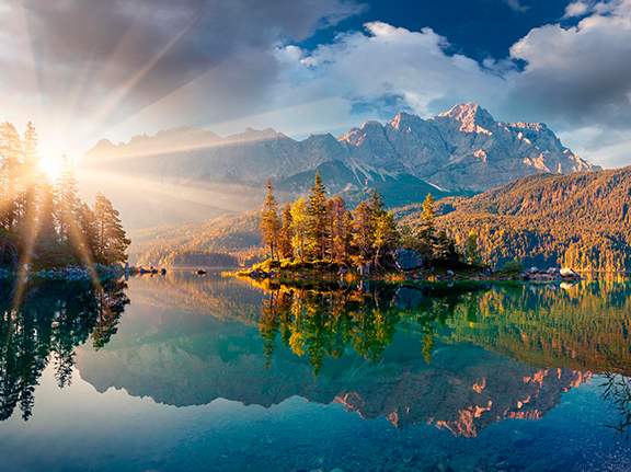 Eibsee in Bayern mit Abendsonne