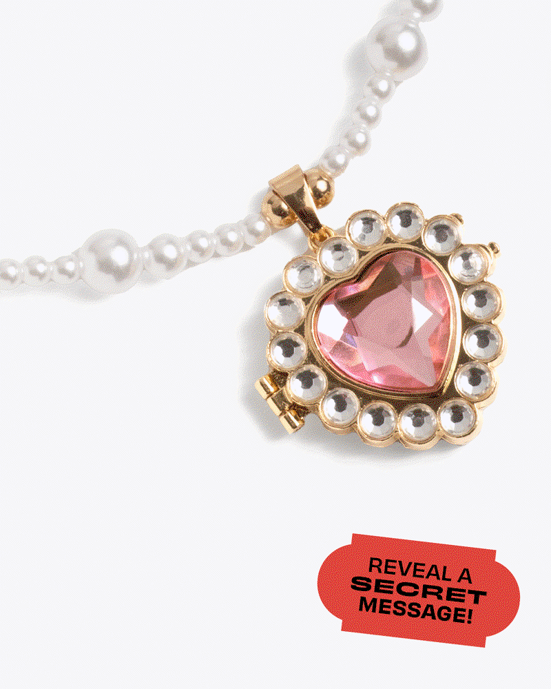 Sweetheart Surprise Lipgloss Locket reveal