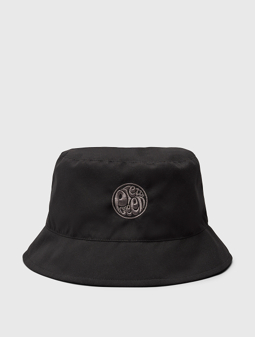 black resonance hat