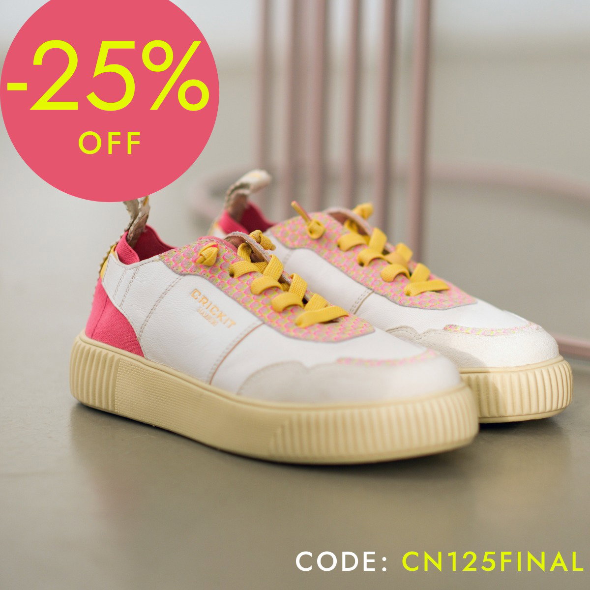 OAKLI Pink Weiß Extra Leichter Sneaker aus Leder mit EASY-IN und Wechselfußbett