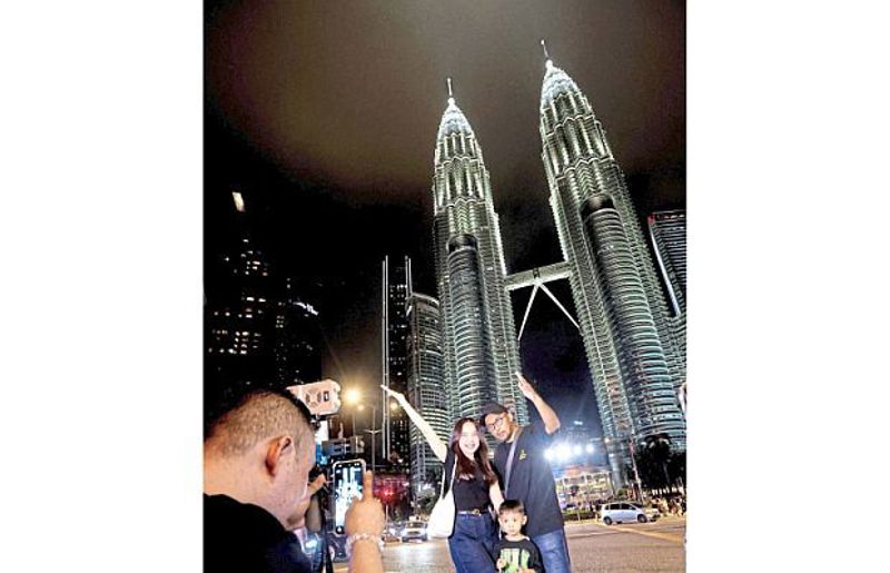 ‘Get tough on M’sians who abet illegal operators’