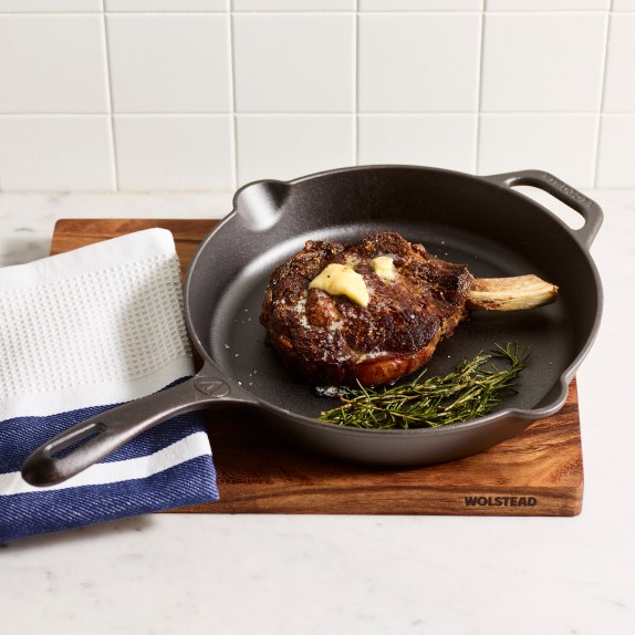 Victoria Seasoned Cast Iron Skillet 30cm