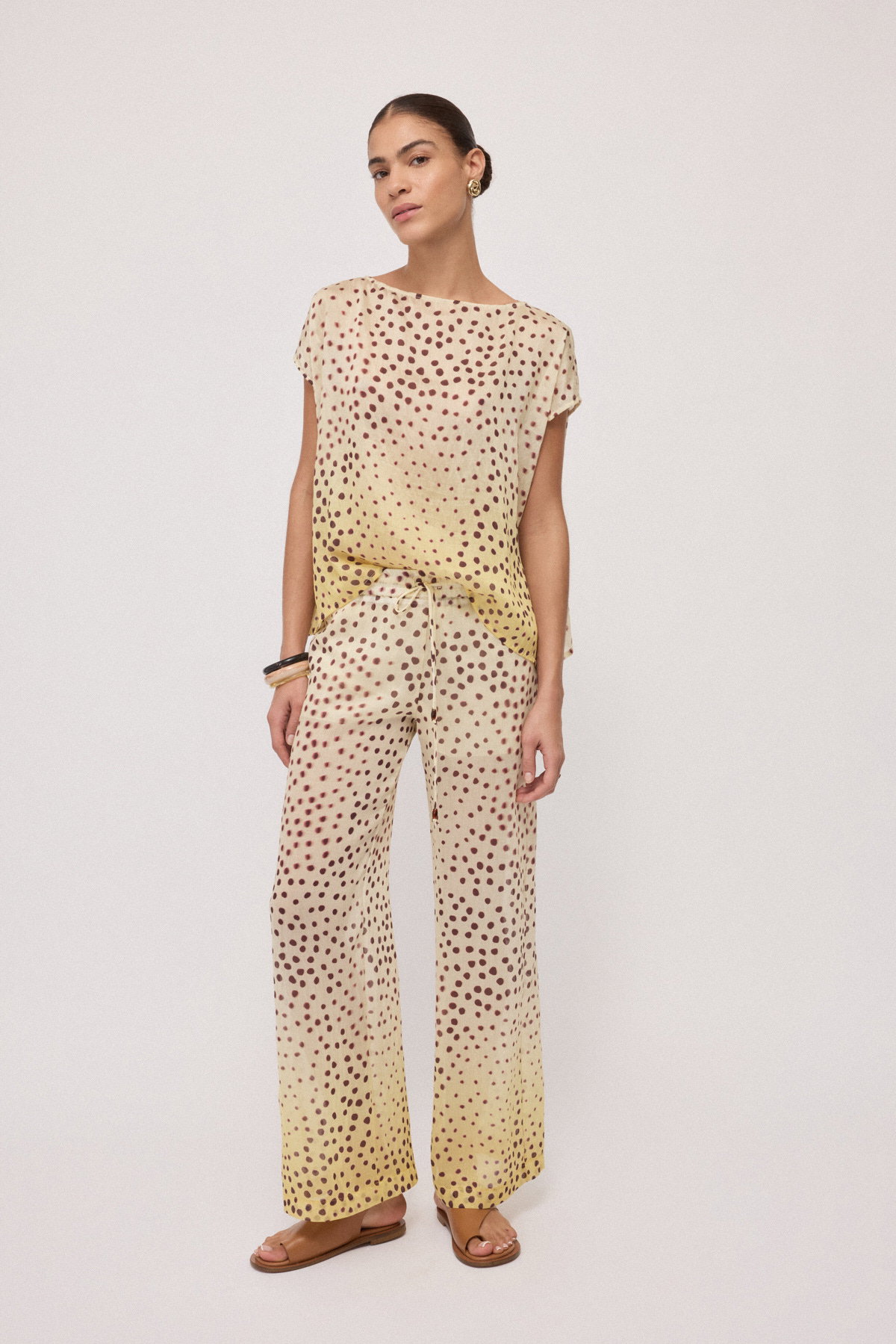 Pantaloni palazzo con elastico