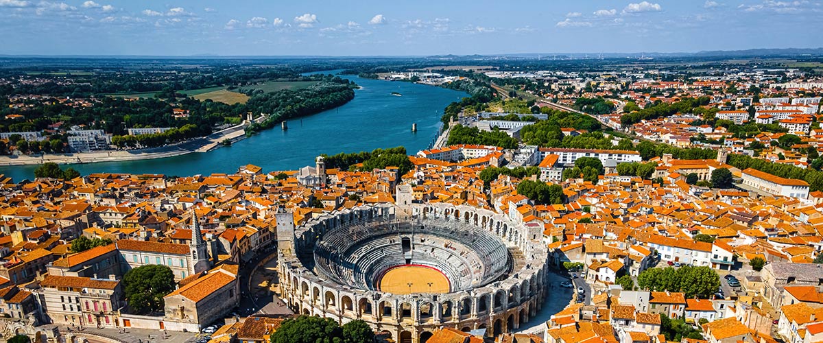 Arles: Ancient Wonders and Romantic Landscapes