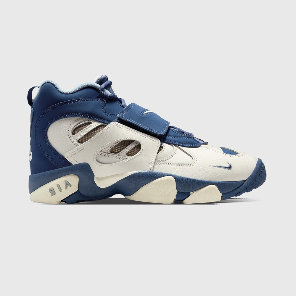 Air Diamond Turf 2 'Royals' - Sail/Mystic Navy Blue/Metallic Gold/Grey