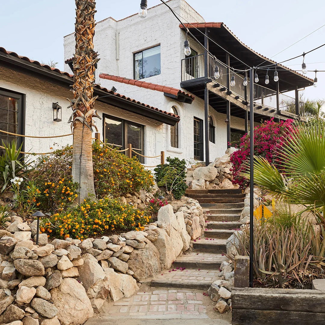 7 Spanish-Style Home Exteriors That Feel Like an Escape