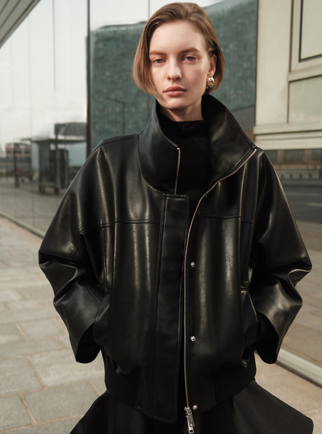 BLACK FAUX LEATHER BOMBER JACKET